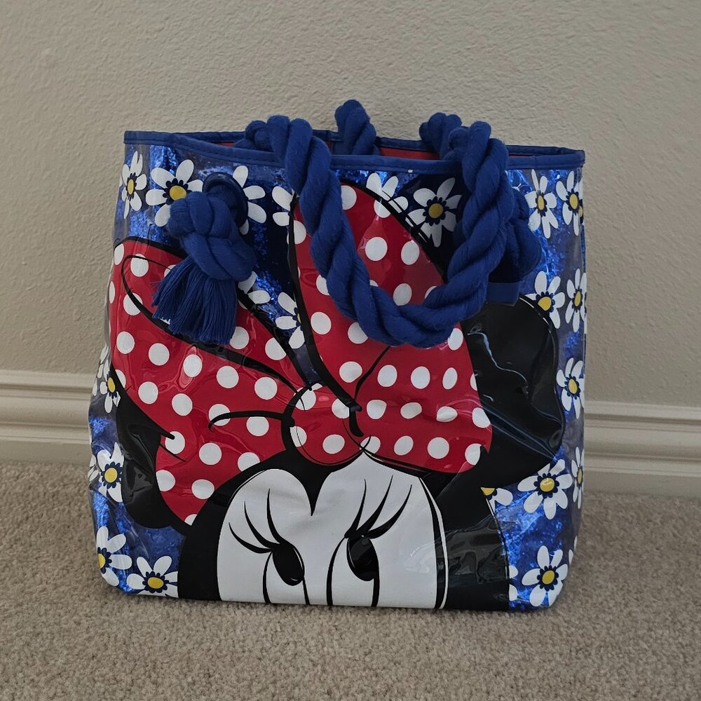 Minnie Mouse beach bag